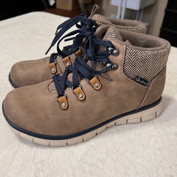 Skechers Shoes - Skechers Womens Synergy Cold Daze Ankle Boots Faux Fur Herringbone Tan Size 7